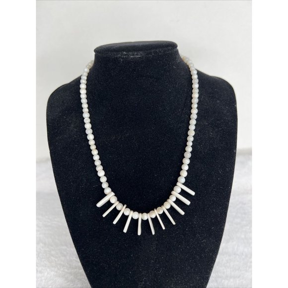 Vintage Fashion Beads Pendant Necklace White - Picture 2 of 15